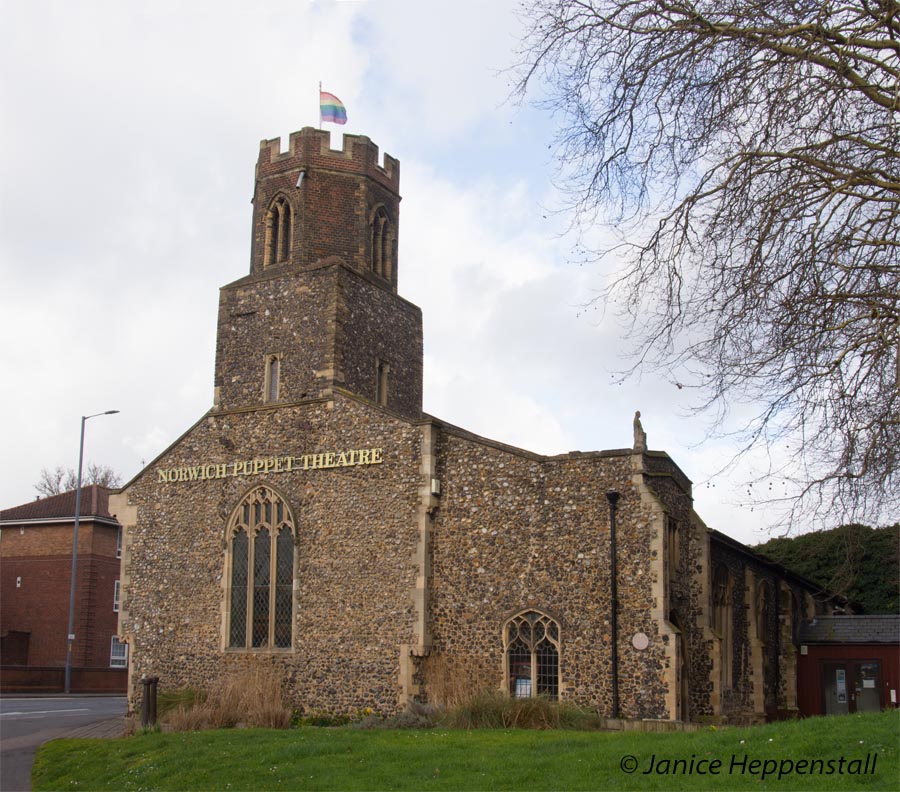 Norwich Puppet Theatre, photo taken 1919